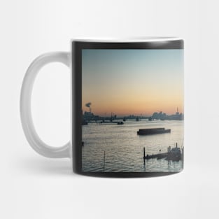 Sunrise over the River Thames Mug